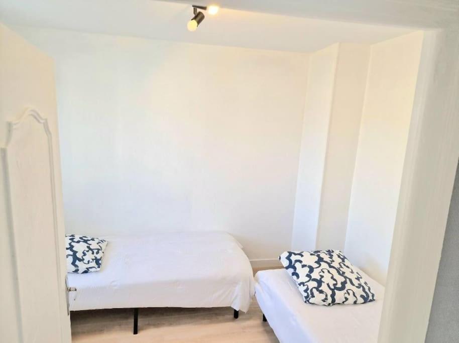 Maison A Aurillac - 3 Chambres - Arrivee Autonome Bagian luar foto